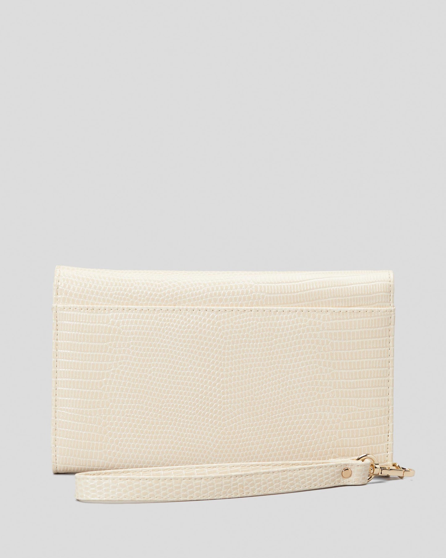 Mila Travel Wallet