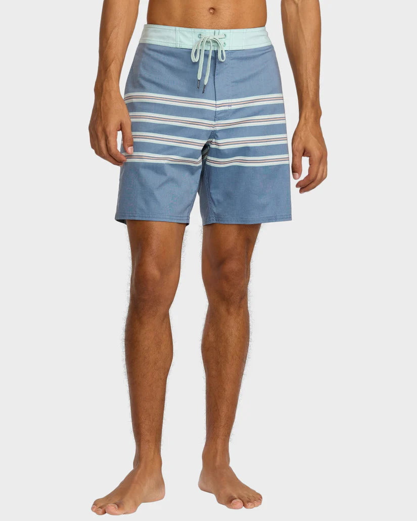County Line Trunk 18