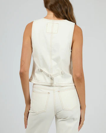 Korin Vest