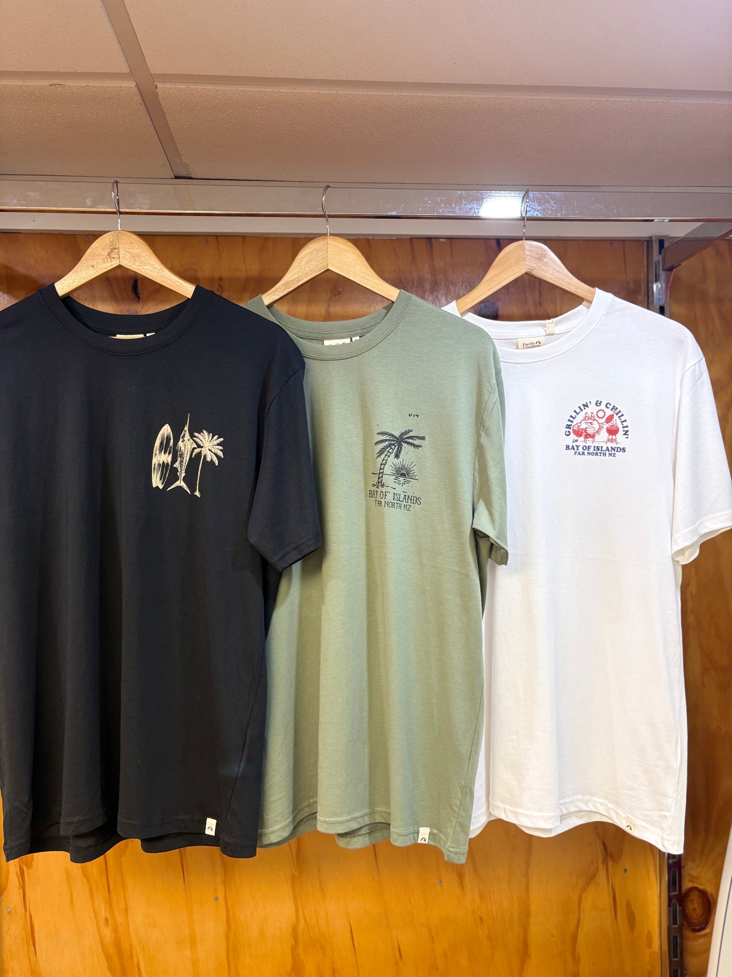 Lino Waves Mens Tee