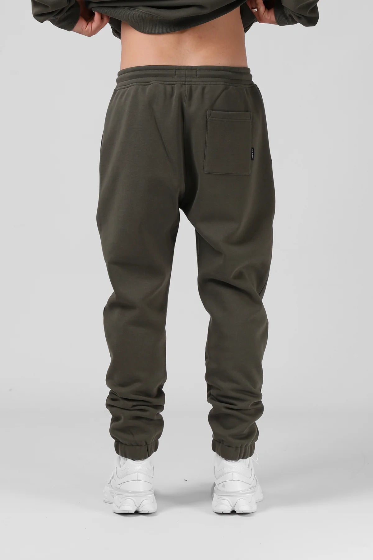 Binate Tracky