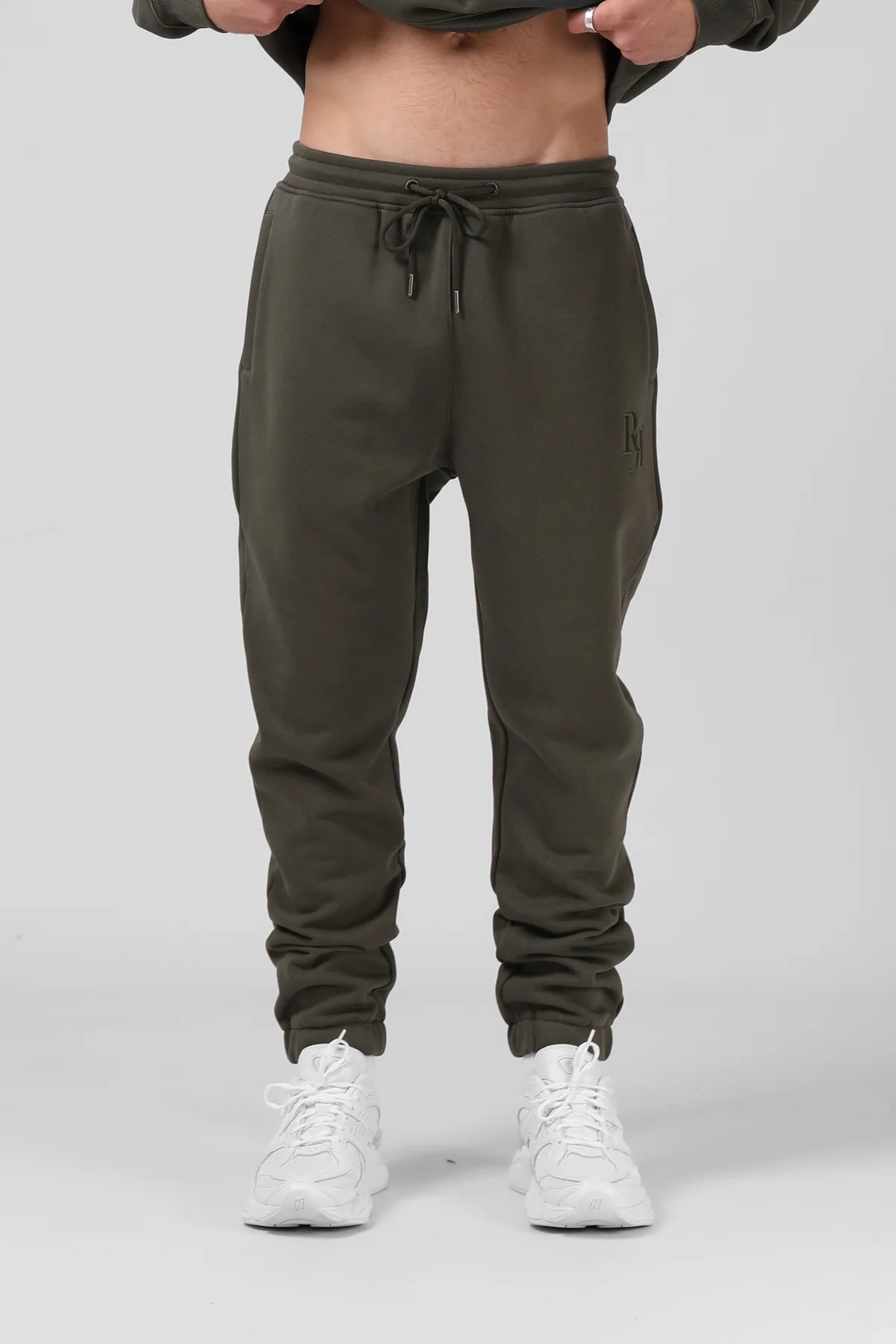 Binate Tracky