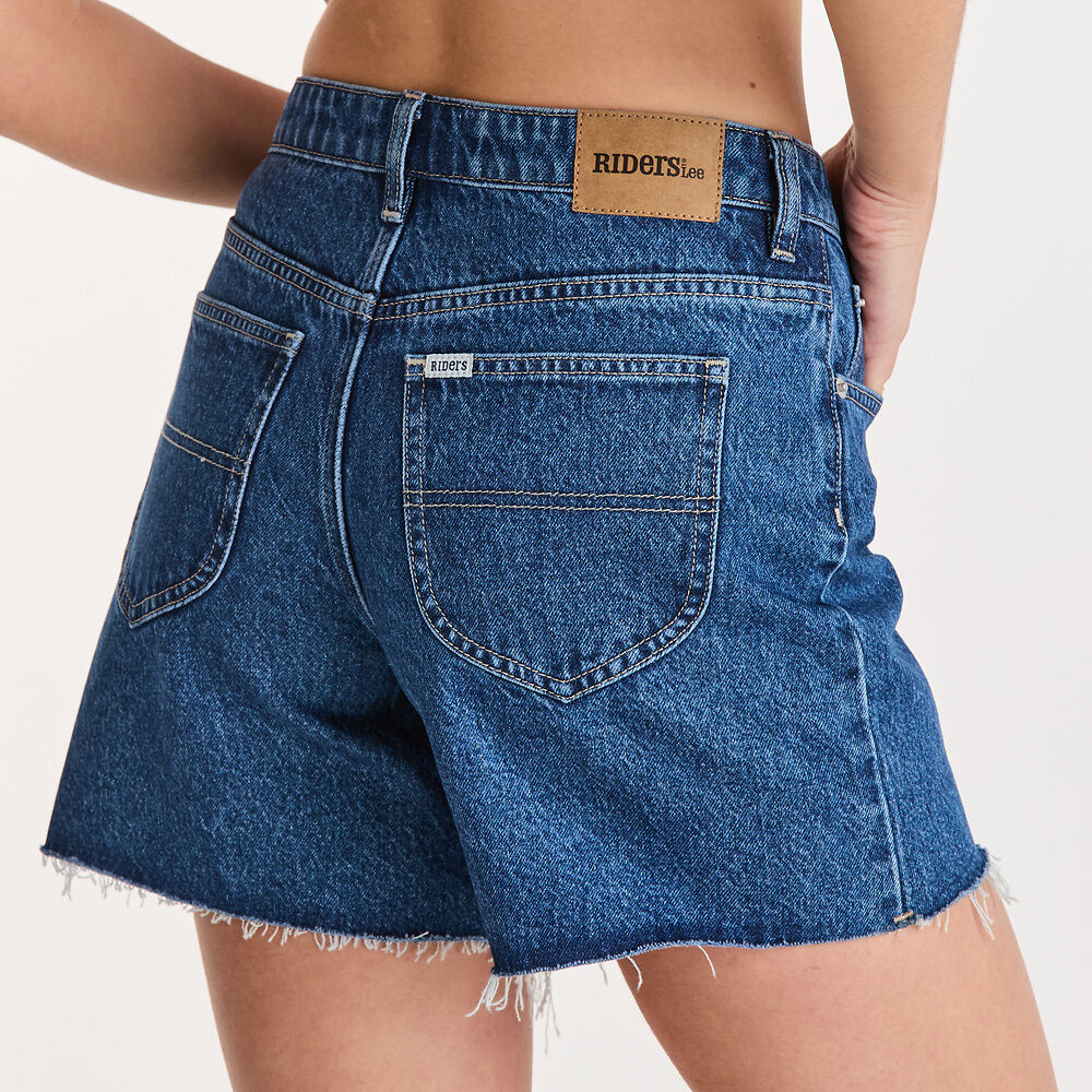 Mid Straight Short