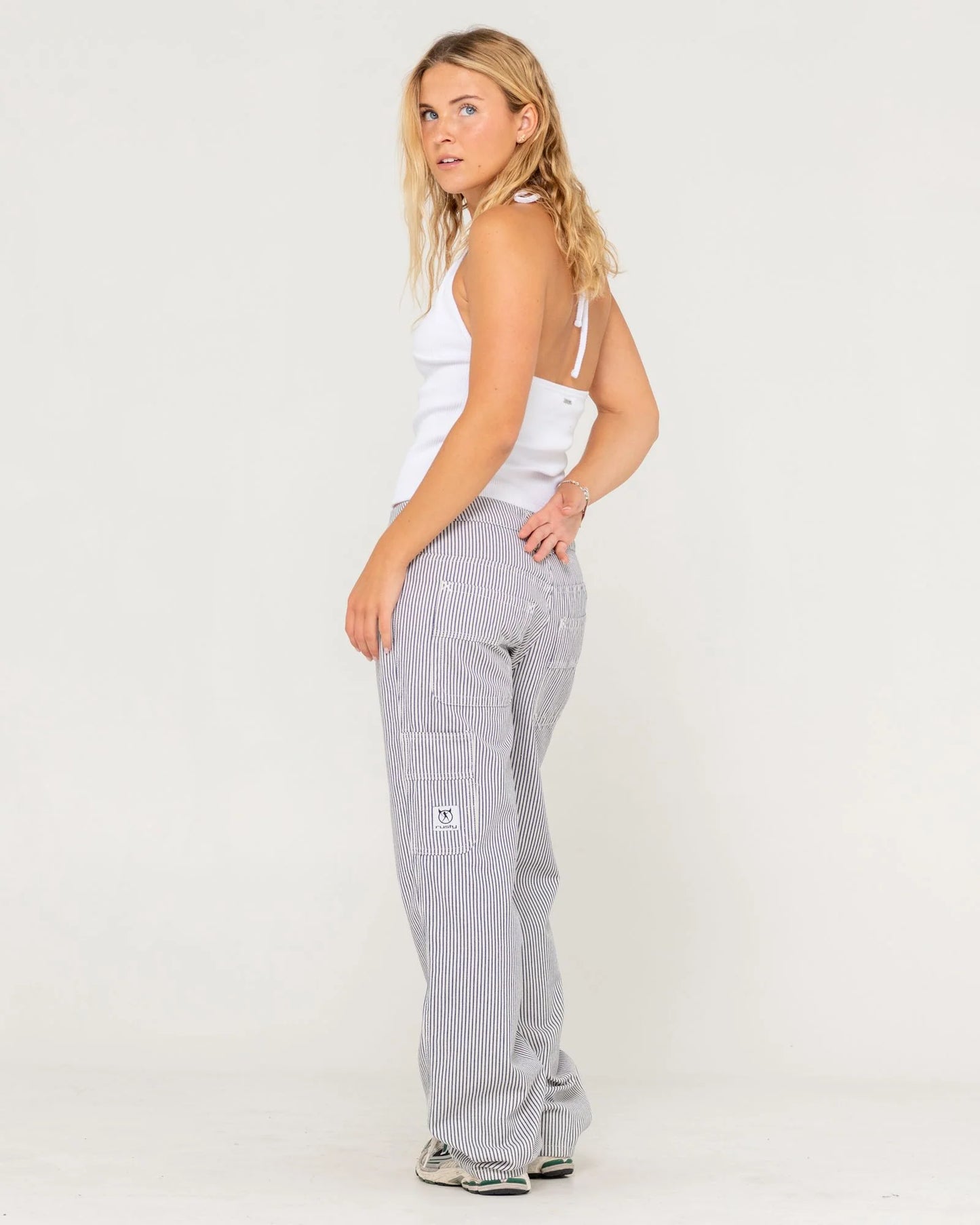 Emma Cut Out Skimmer Tank