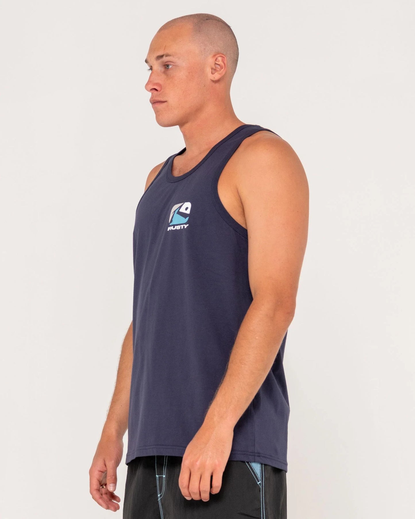 Phenom Tank