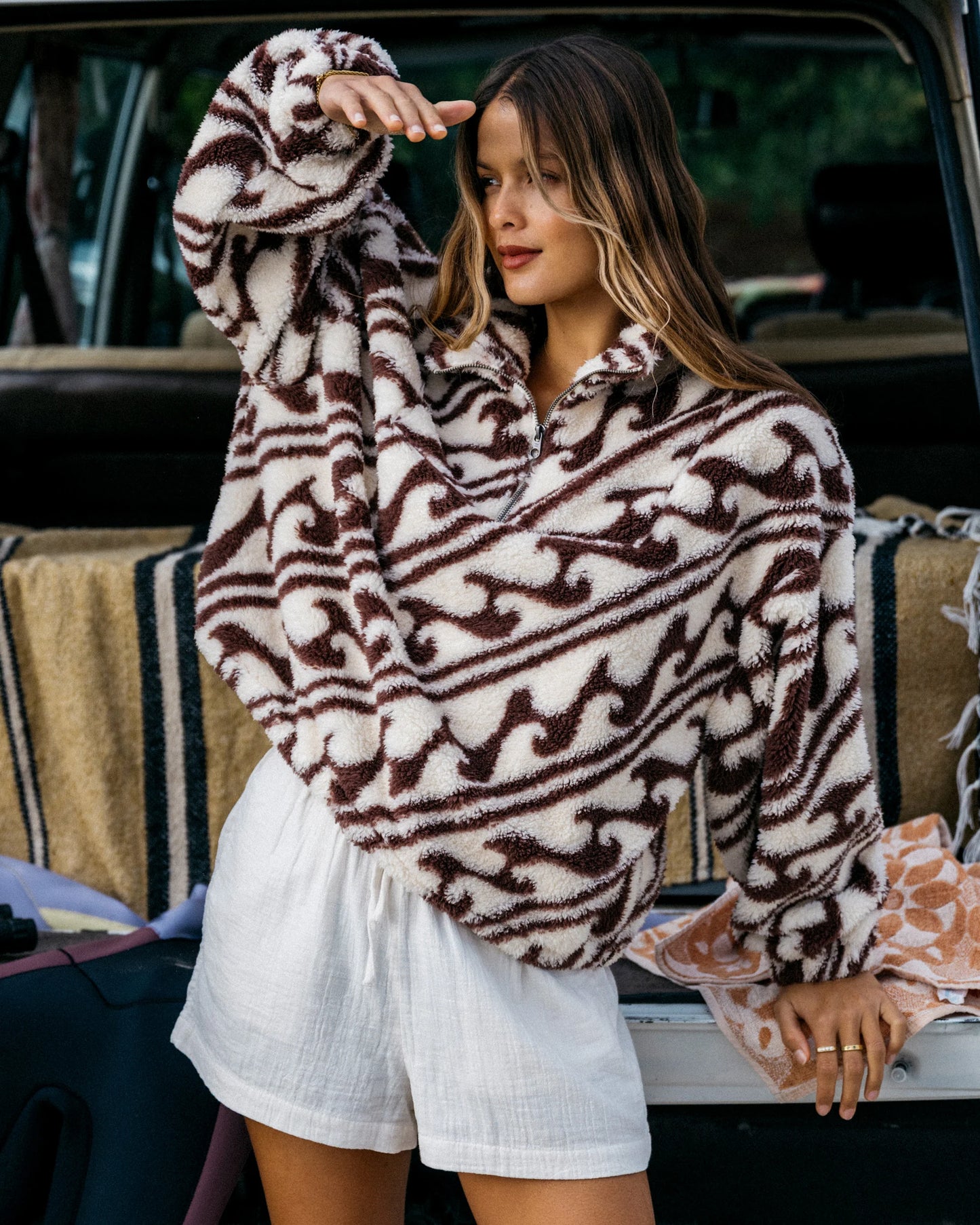 Dark Wave Half Zip Crew