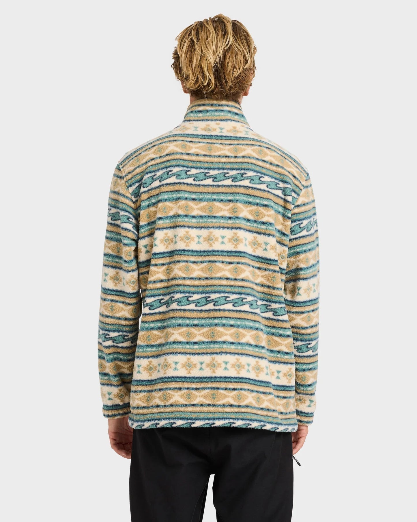 Boundry Mock Neck