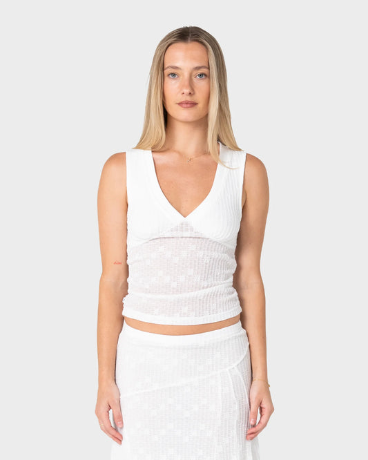 Roma Low V Lace Top