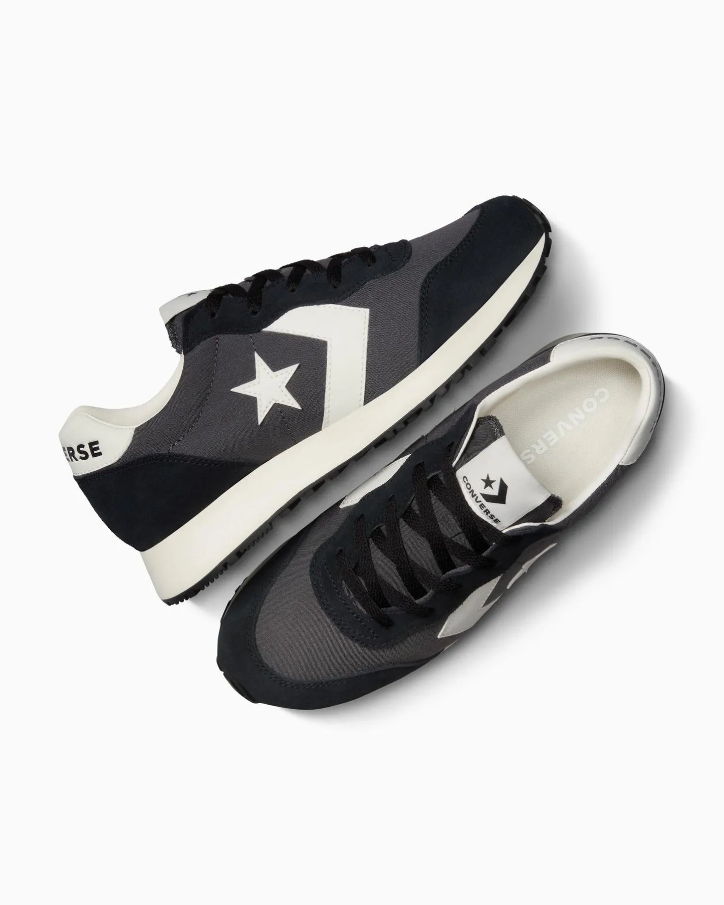 Converse Omega Trainer Low