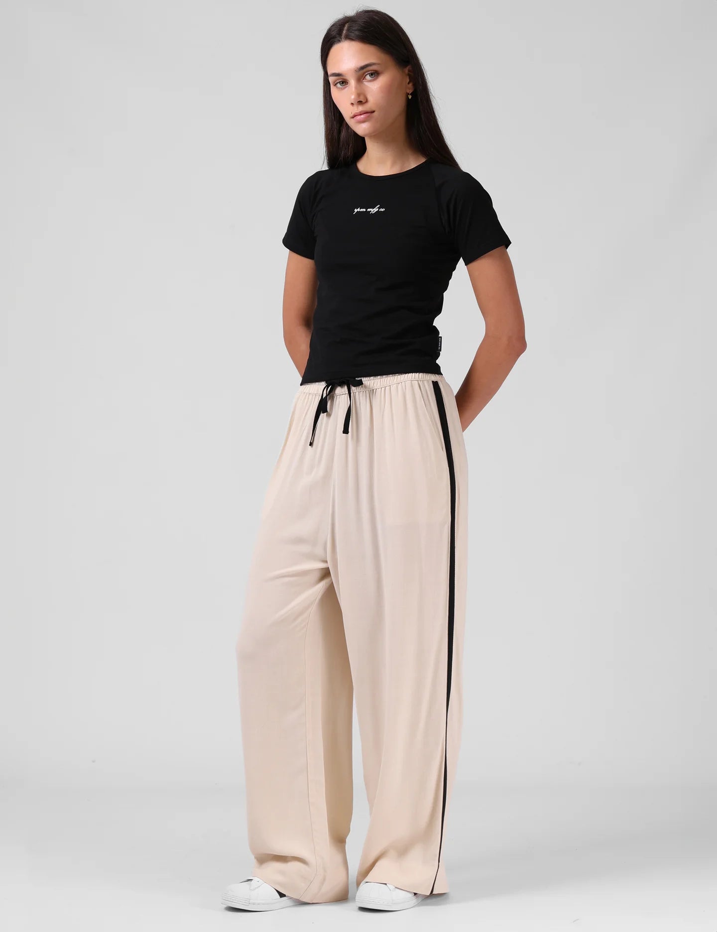 Miila Pant - Oatmeal