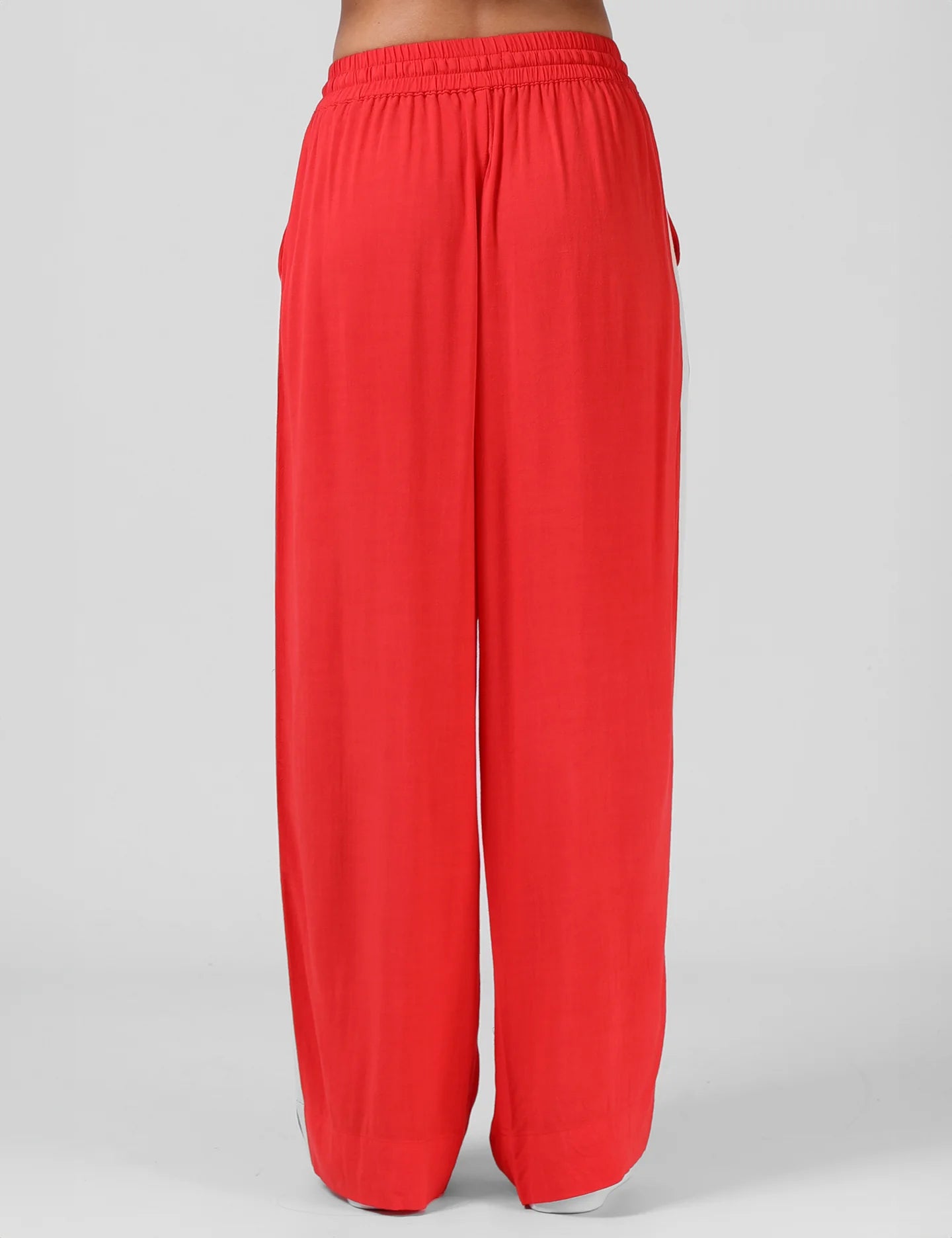 Miila Pant - Red