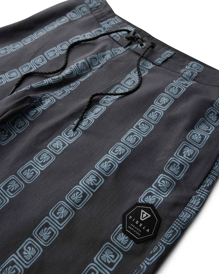 Lost Coast 17.5 Boardshort